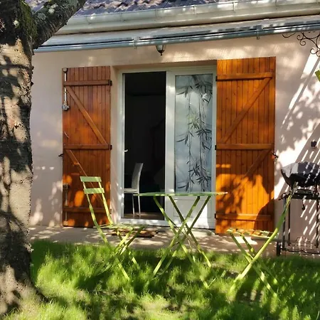 Le Mas Des Loups Arpajon Exterior foto
